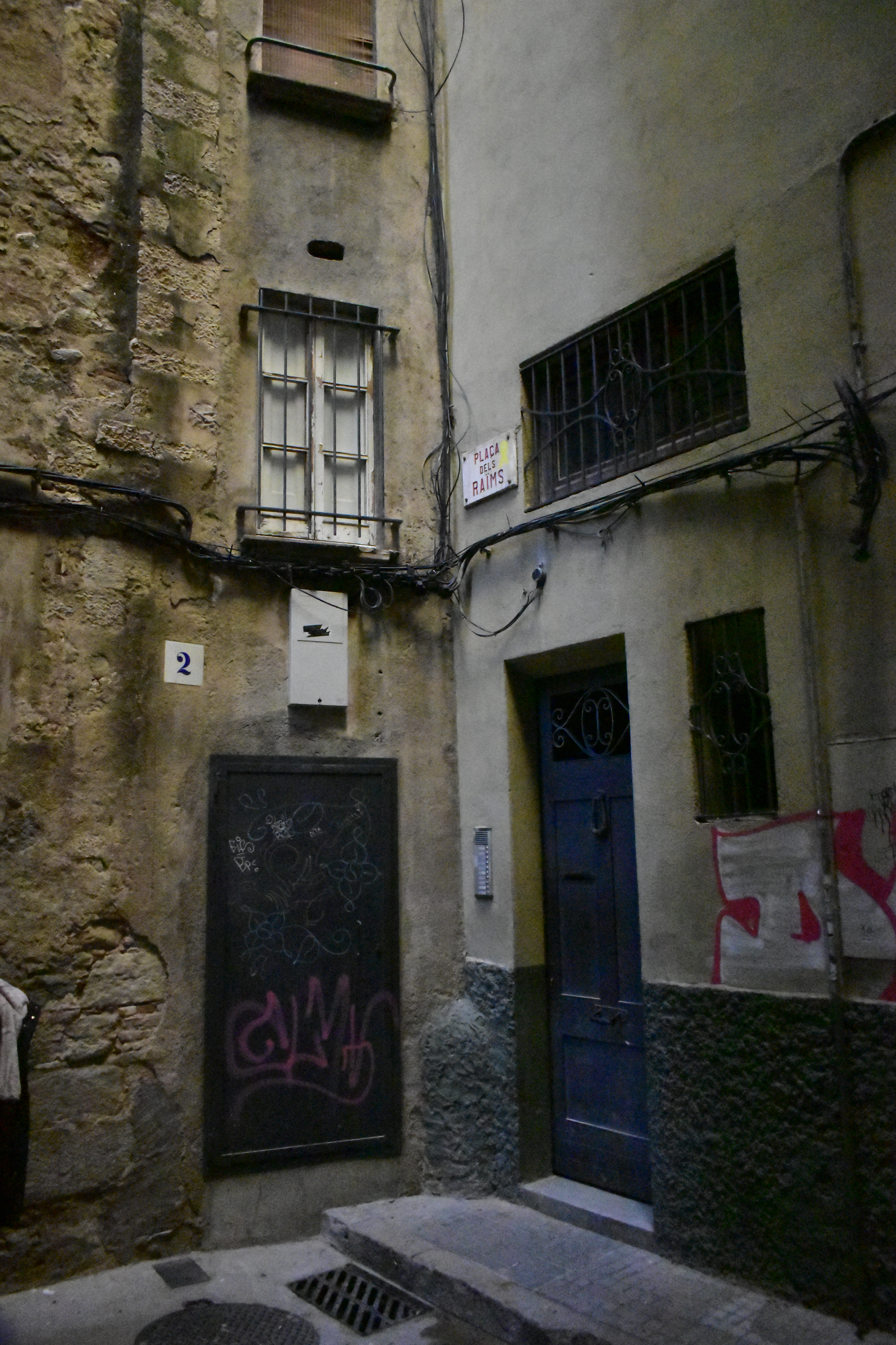 La plaza más pequeña de Europa - 4 - Plaça dels Raïms