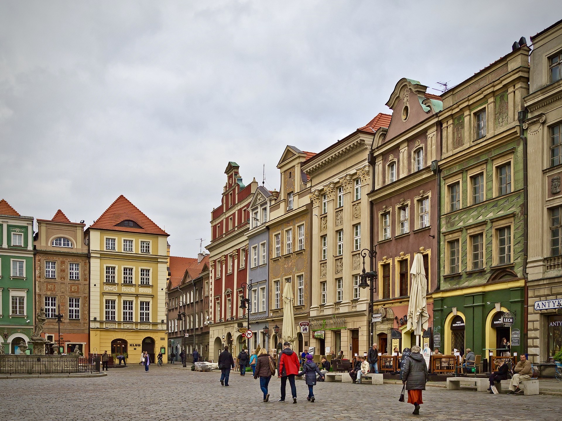 La plaza má colorida de Europa