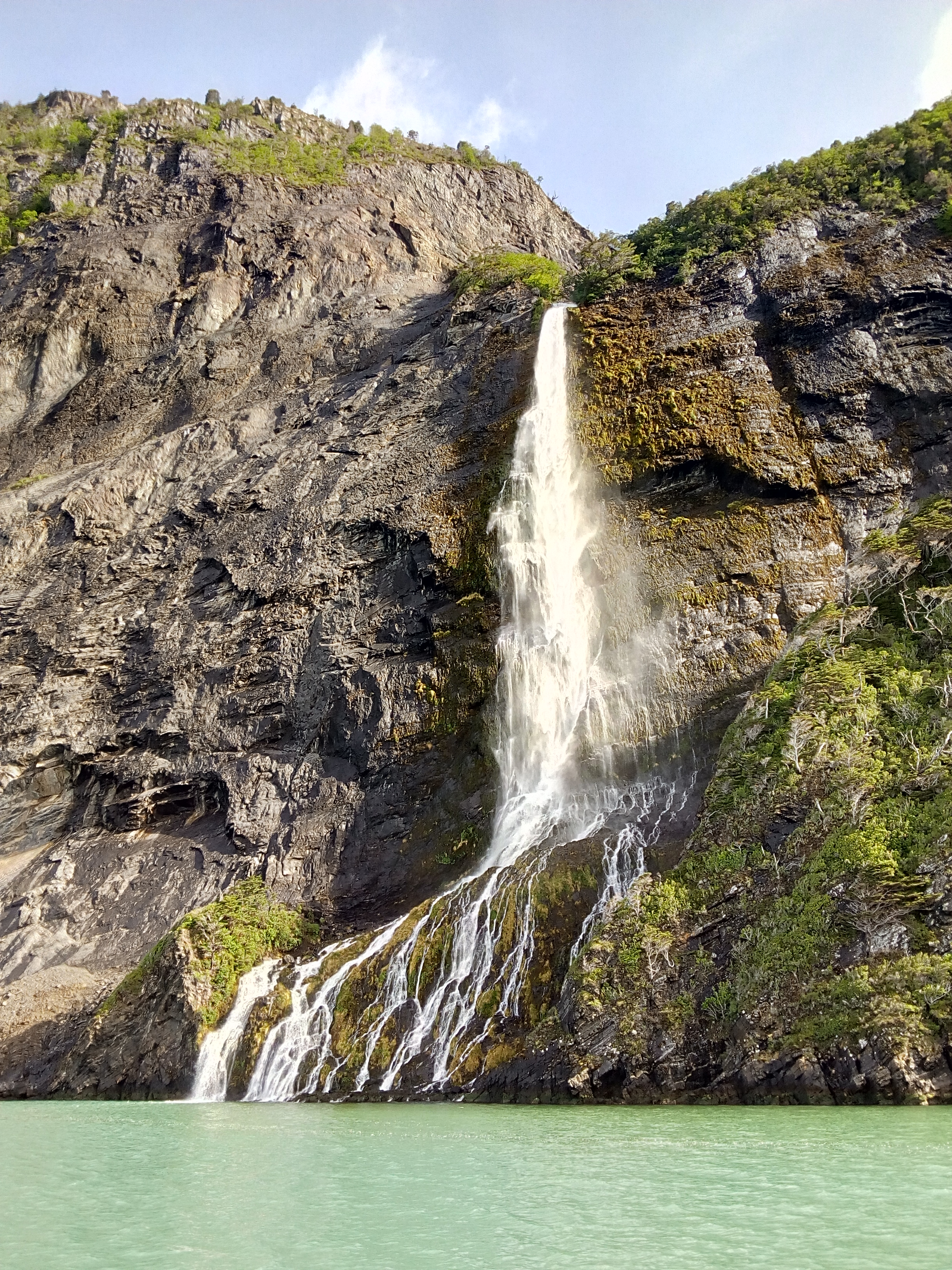Los glaciares Balmaceda y Serrano
