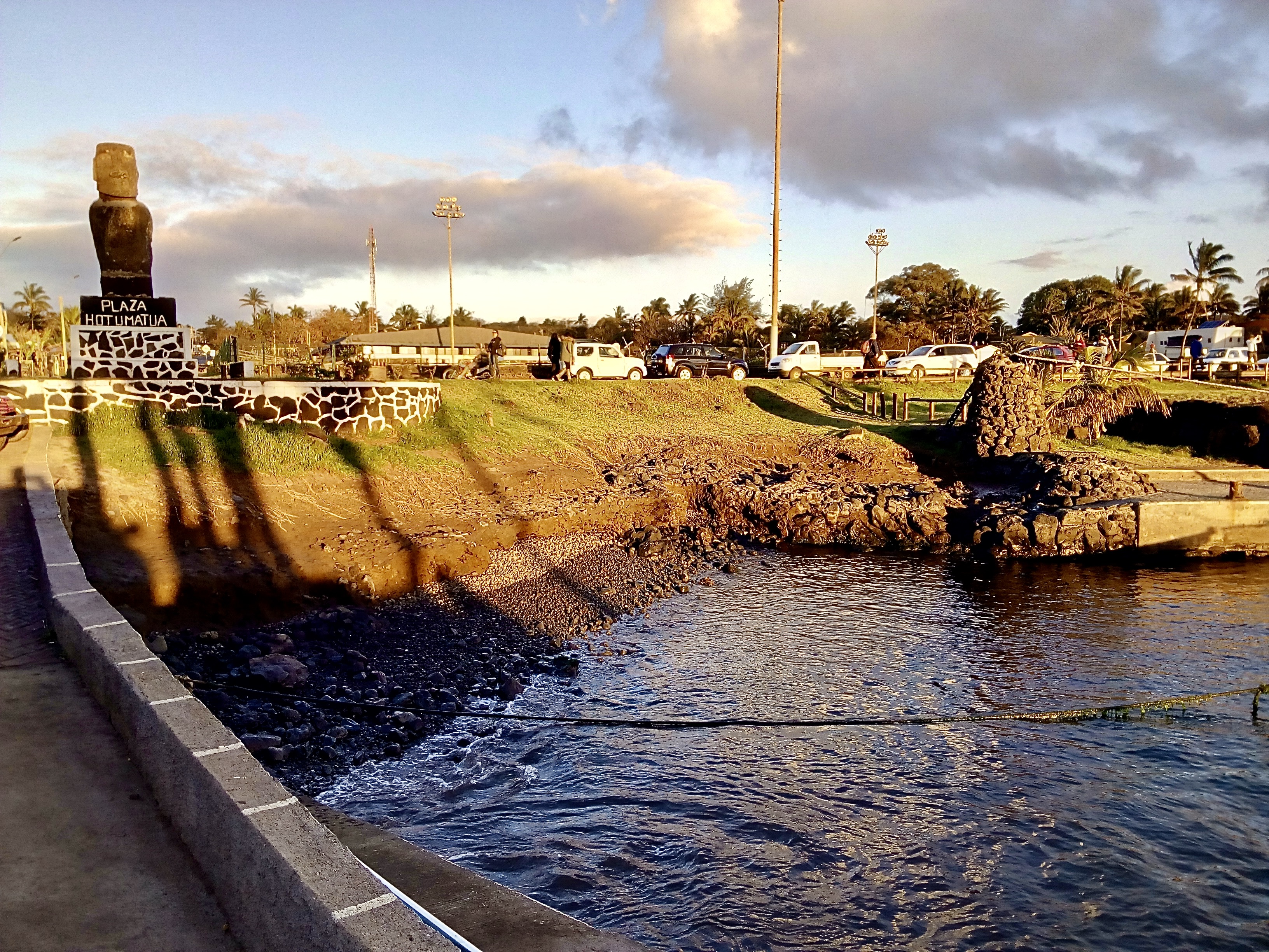 Hanga Roa Hotu Matu'a